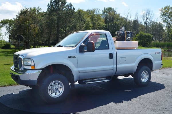 ESTATE AUCTION IN WHITLEY COUNTY, INDIANA